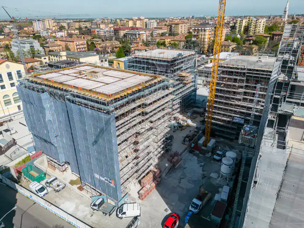 Cantiere Bacchelli visto dall'alto durante la costruzione
