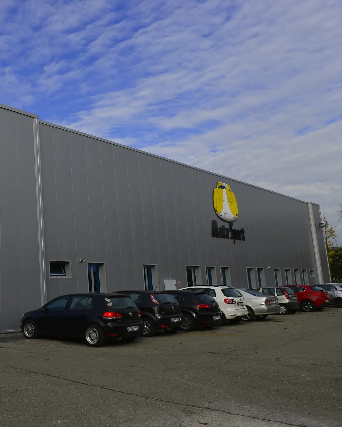 Sede industriale Autosport realizzata da Impresa Bacchelli a Modena